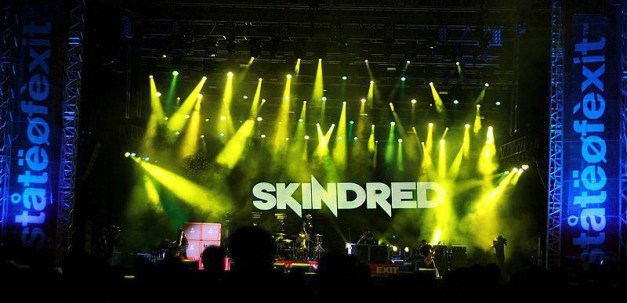 Skindred_stage