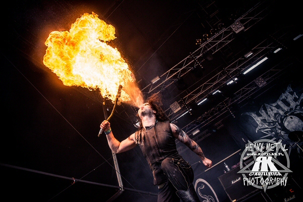 Hate - photo by Rafal Kotylak