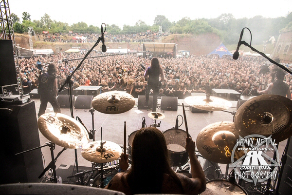 Hate - photo by Rafal Kotylak