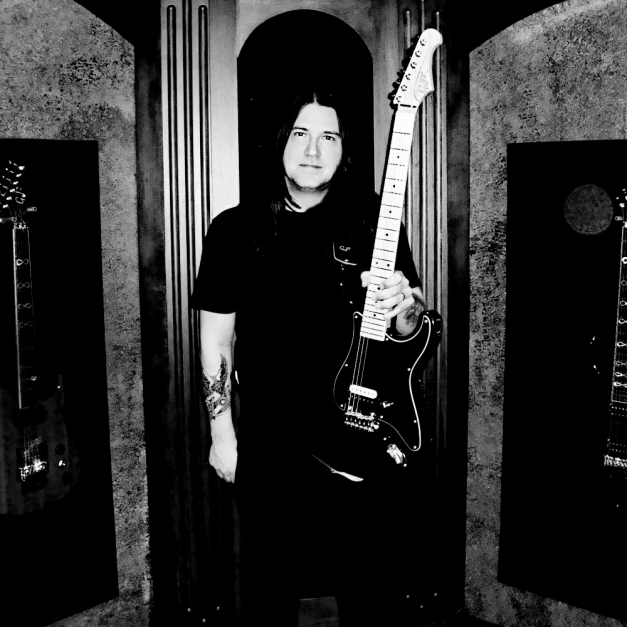 MyRuinMick_GlendoraGuitarByGroverJackson