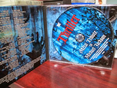 MichaelJacksonTributeThriller