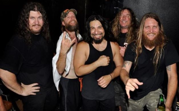 obituarybandaftershow2013_638