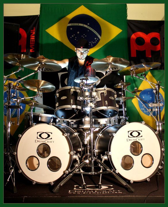 179352_197288253619095_2379293_n