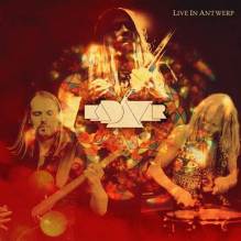 KADAVAR cover live