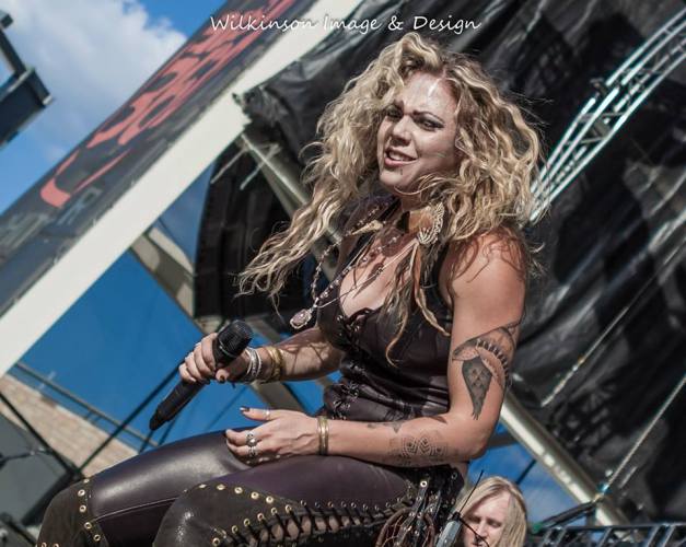 Kobra-KobraAndTheLotus-1