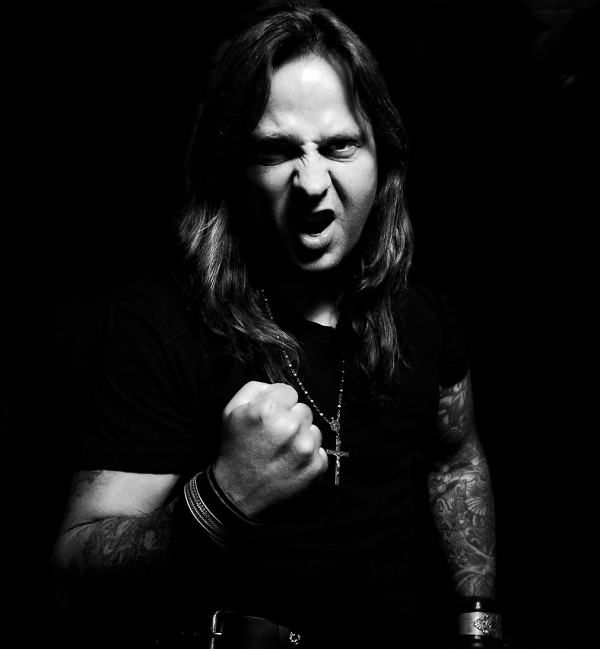 MetalMachineZvekan-600x649