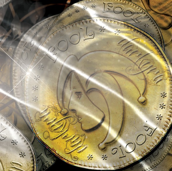 DarkyraBlackFool-600x599