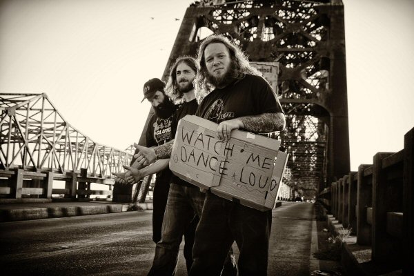 THE-MIDNIGHT-GHOST-TRAIN