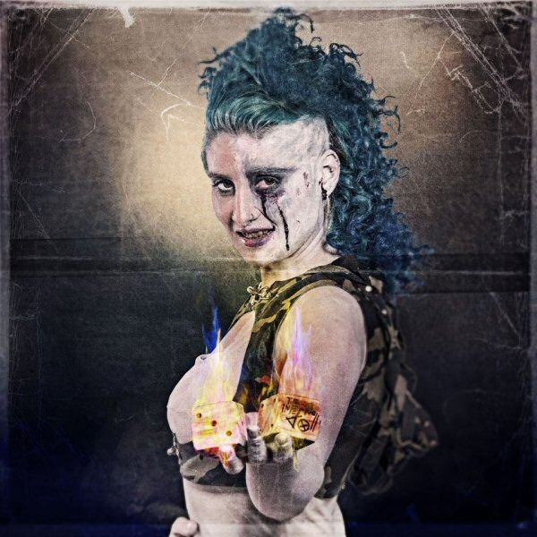 LauraVargas-The-Inferno-doll