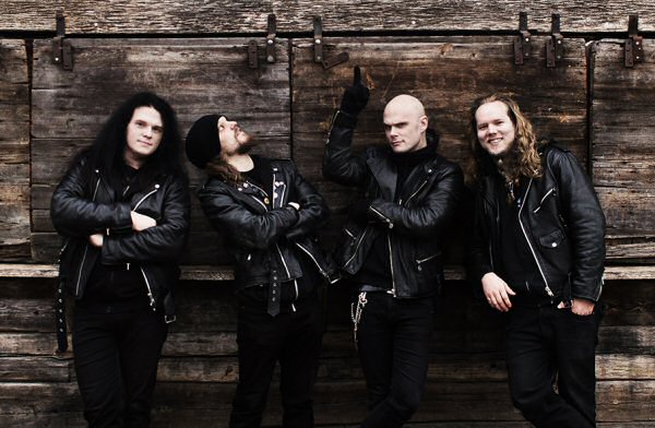 Sterbhaus-2015-1-Photograph-Emilyvphotography-fb