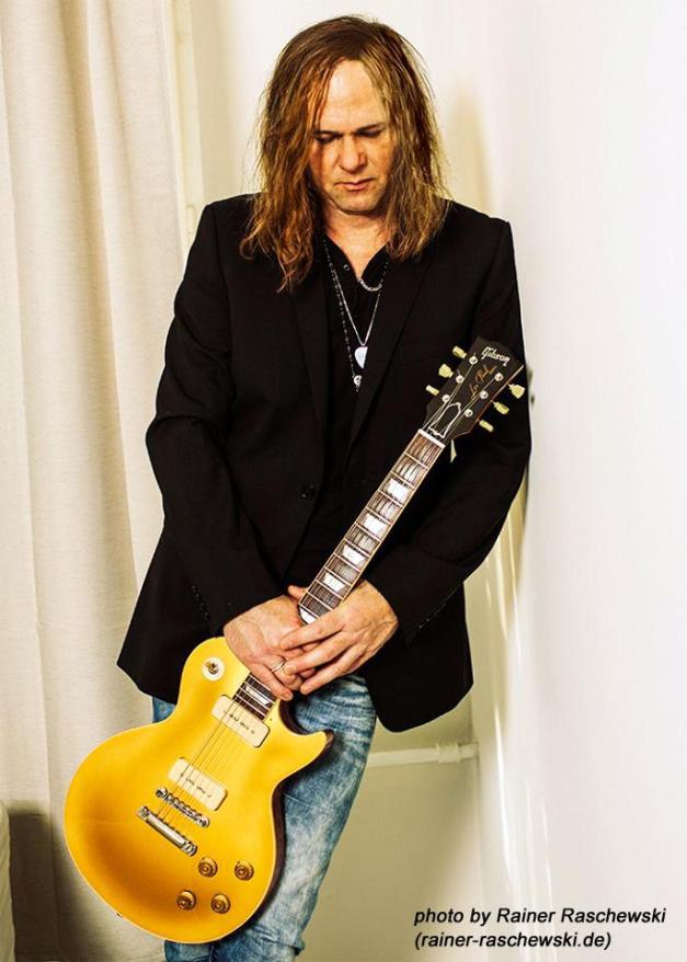 CHRIS-LYNE-MotherRoad