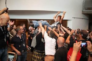 Peter Baltes stage dive