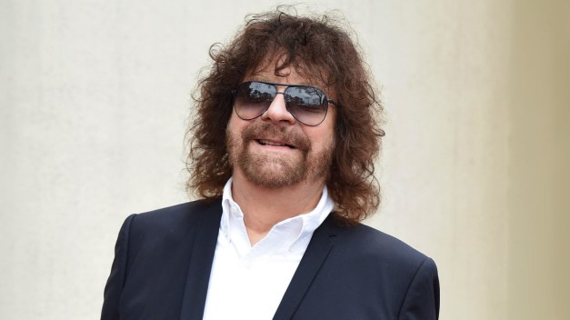 HOLLYWOOD, CA - APRIL 23:  Musician Jeff Lynne is honored with a star on the Hollywood Walk of Fame on April 23, 2015 in Hollywood, California.  (Photo by Axelle/Bauer-Griffin/FilmMagic)