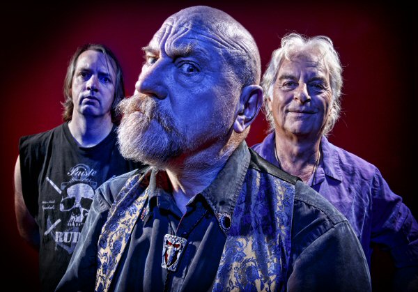 Vardis-ClancyZodiacHorbury300dpi