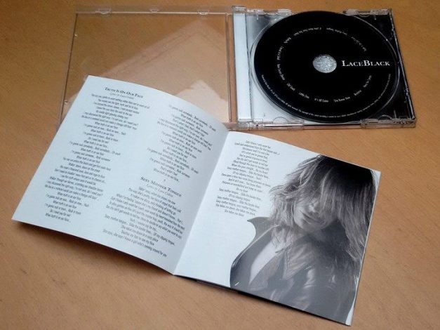 LaceBlack-album