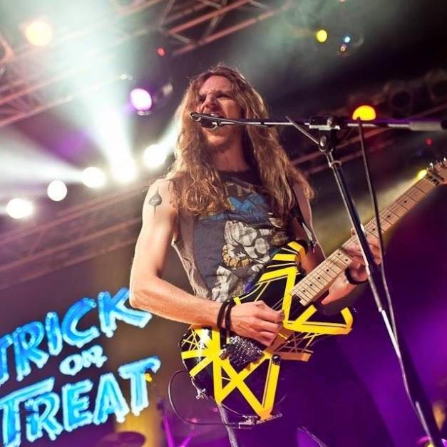 GUIDO BENEDETTI - TRICK OR TREAT