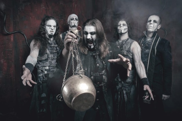POWERWOLF Tim Tronckoe 2015