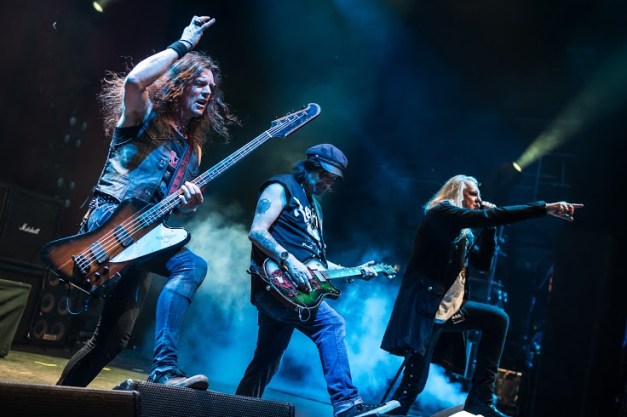 Saxon Phil Campbell Golen Gods 2016