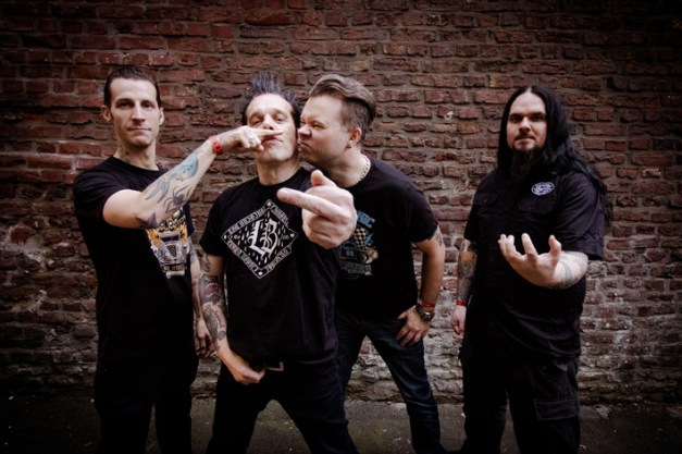 Photo by Dirk Behlau