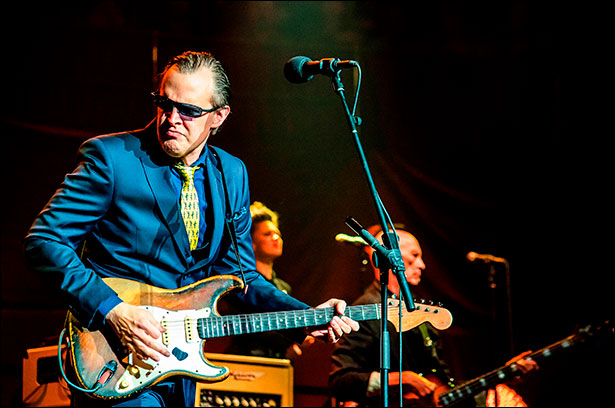 JoeBonamassa-by-Edyta_Krzesak