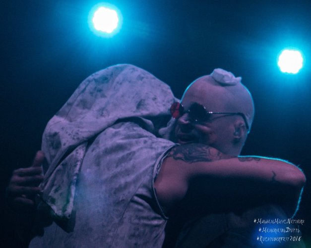 Ex-Mushroomhead-Members-Reunite-On-Stage-photo-credit-Memories-by-Dotty