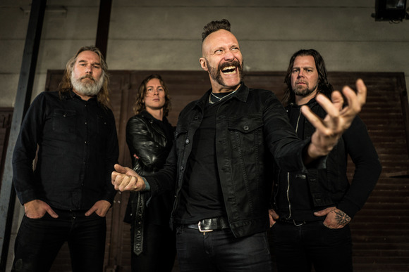 Mustasch-photoTedLindén