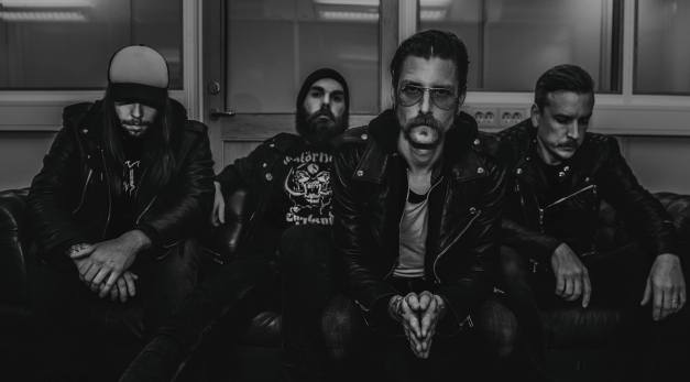 JESUS-CHRÜSLER-SUPERCAR