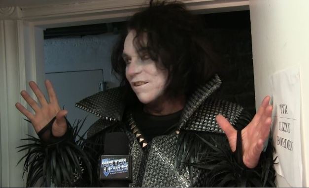 the-metal-voice-LizzyBorden