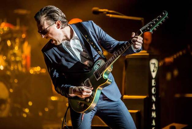 JoeBonamassa-PhotoCreditMartyMoffat
