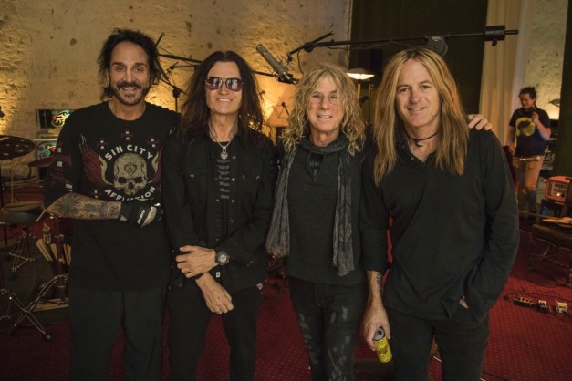 The-Dead-Daisies-Band-Pic-4-Low-Res-1024x683