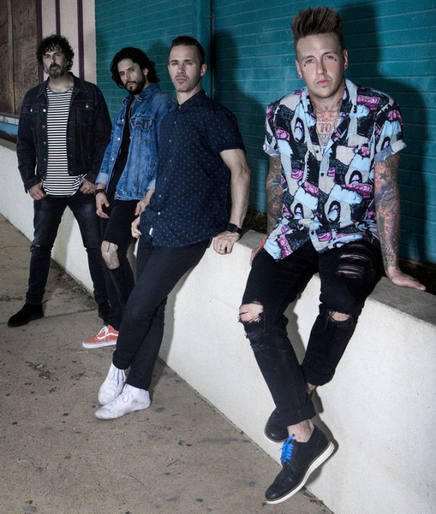 PAPA-ROACH-CreditDarrenCraig