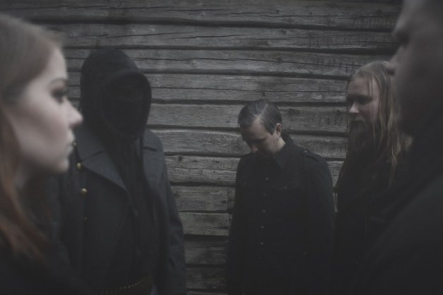 hiidenhauta-promopic-2020